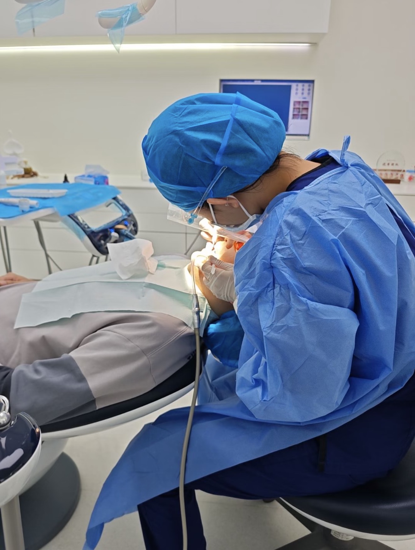 Modern dental clinic in Chengdu